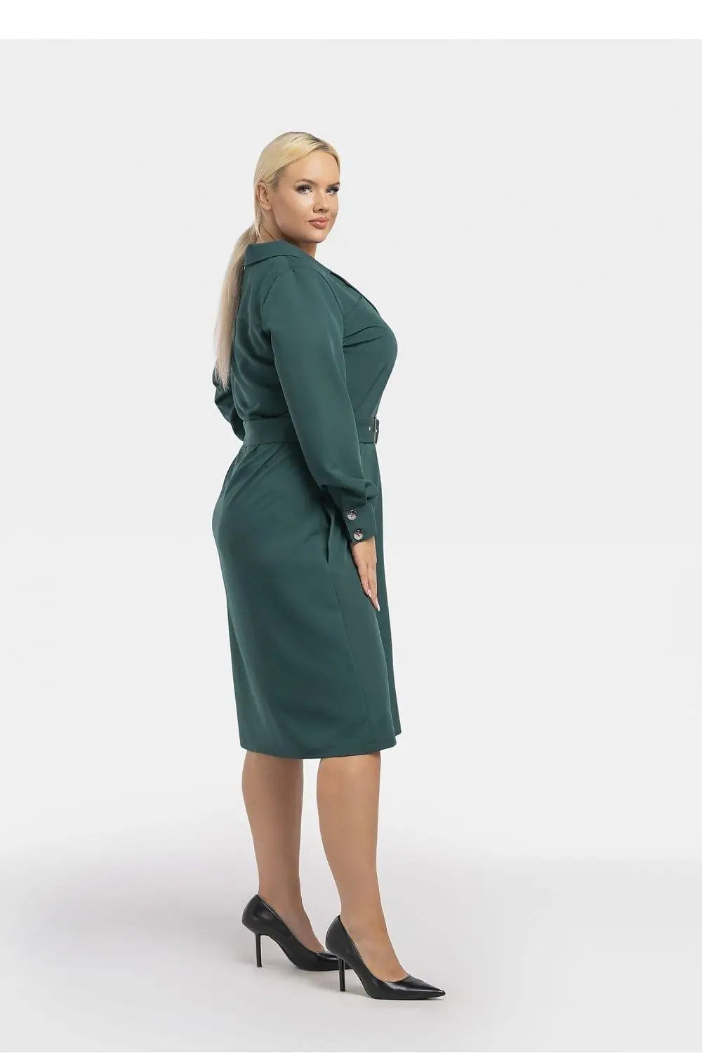 Karko classic collar massimo dress