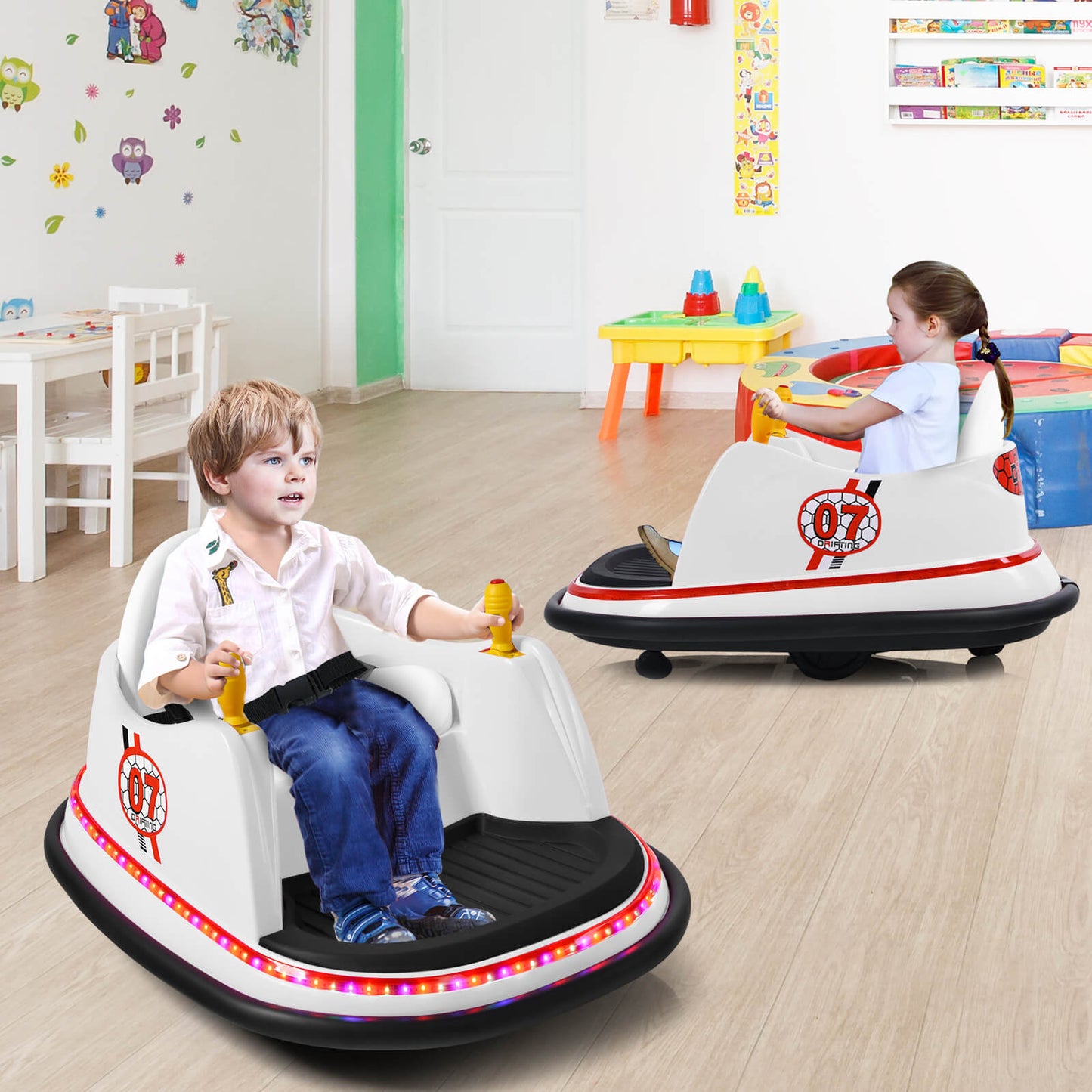 Kids Ride-On Bumper Car with Colorful Flashing Lights and Music-Green