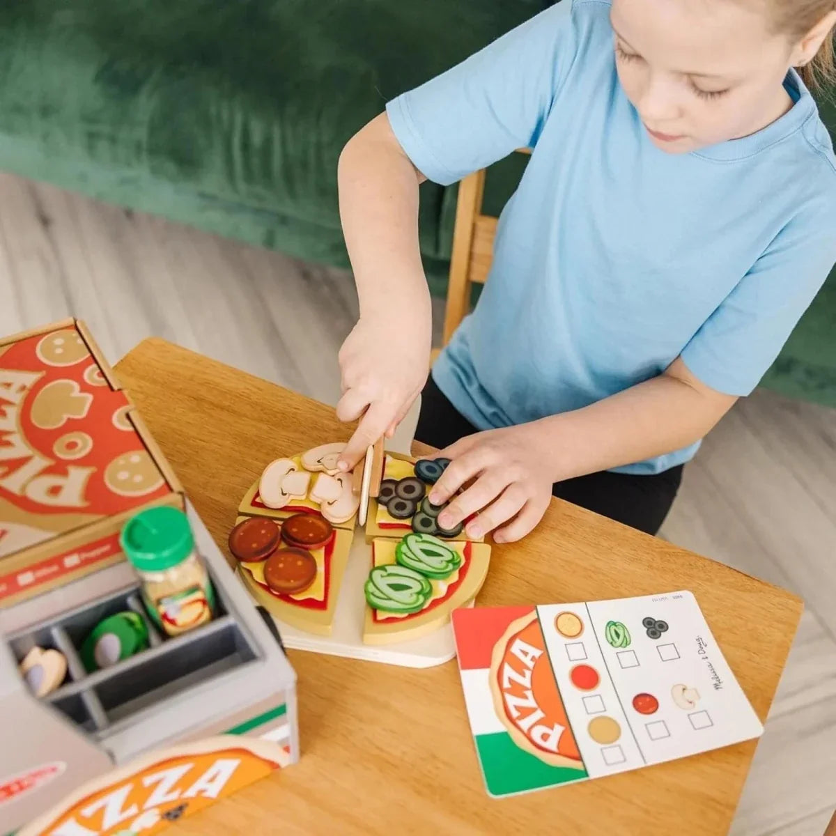 Melissa & Doug Wooden Pizza Counter Play Set
