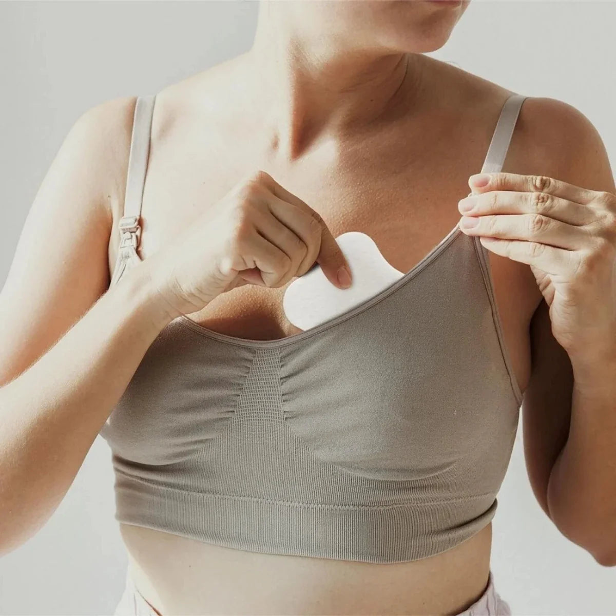 Haakaa Soothing Hydrogel Breast Pads Pack of 8