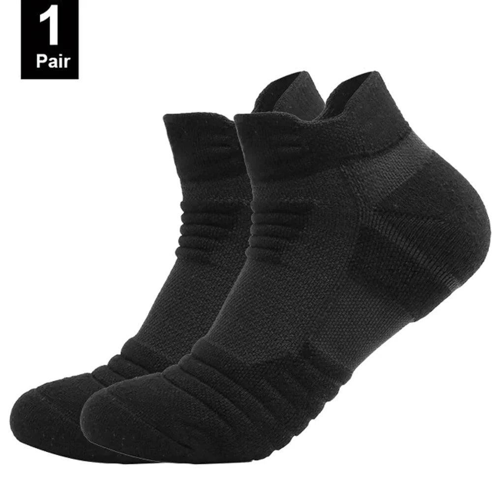 Anti-Slip Socks for Men - Breathable Cotton Sports Socks, Deodorising Grip Ankle Socks