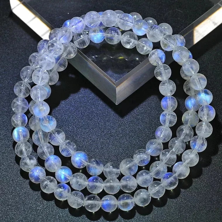 Beautiful BlueSheen MoonStone Gemstone Strech Bracelet