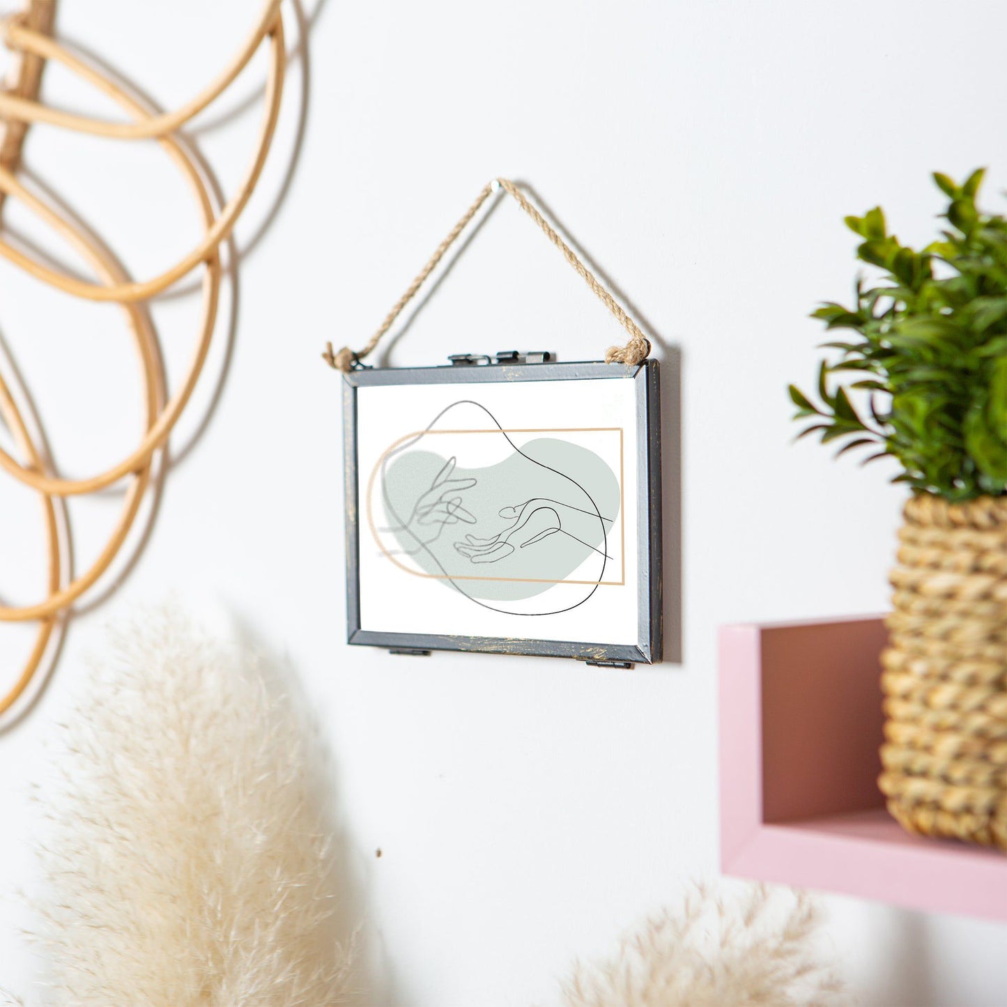 6" x 4" Black Hanging Metal Photo Frame