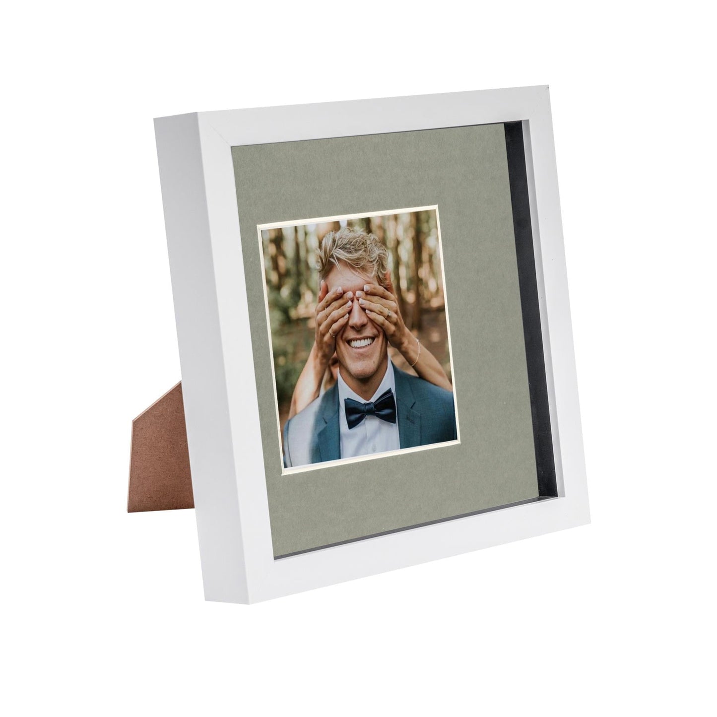 8" x 8" White 3D Box Photo Frame - with 4" x 4" Mount