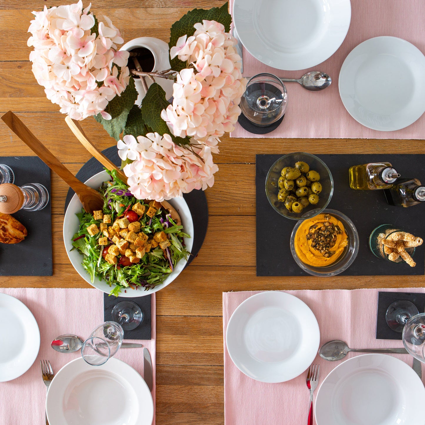 Ribbed Cotton Placemats with Table Runner