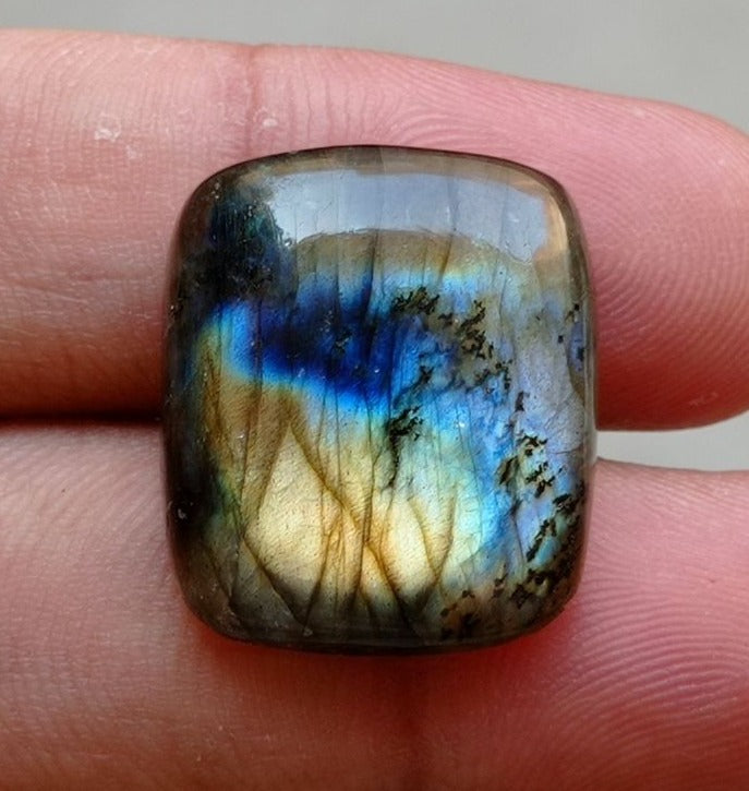 29.8ct Labradorite Cabochon - Spectrolite- Black Moon Stone - 23x20mm