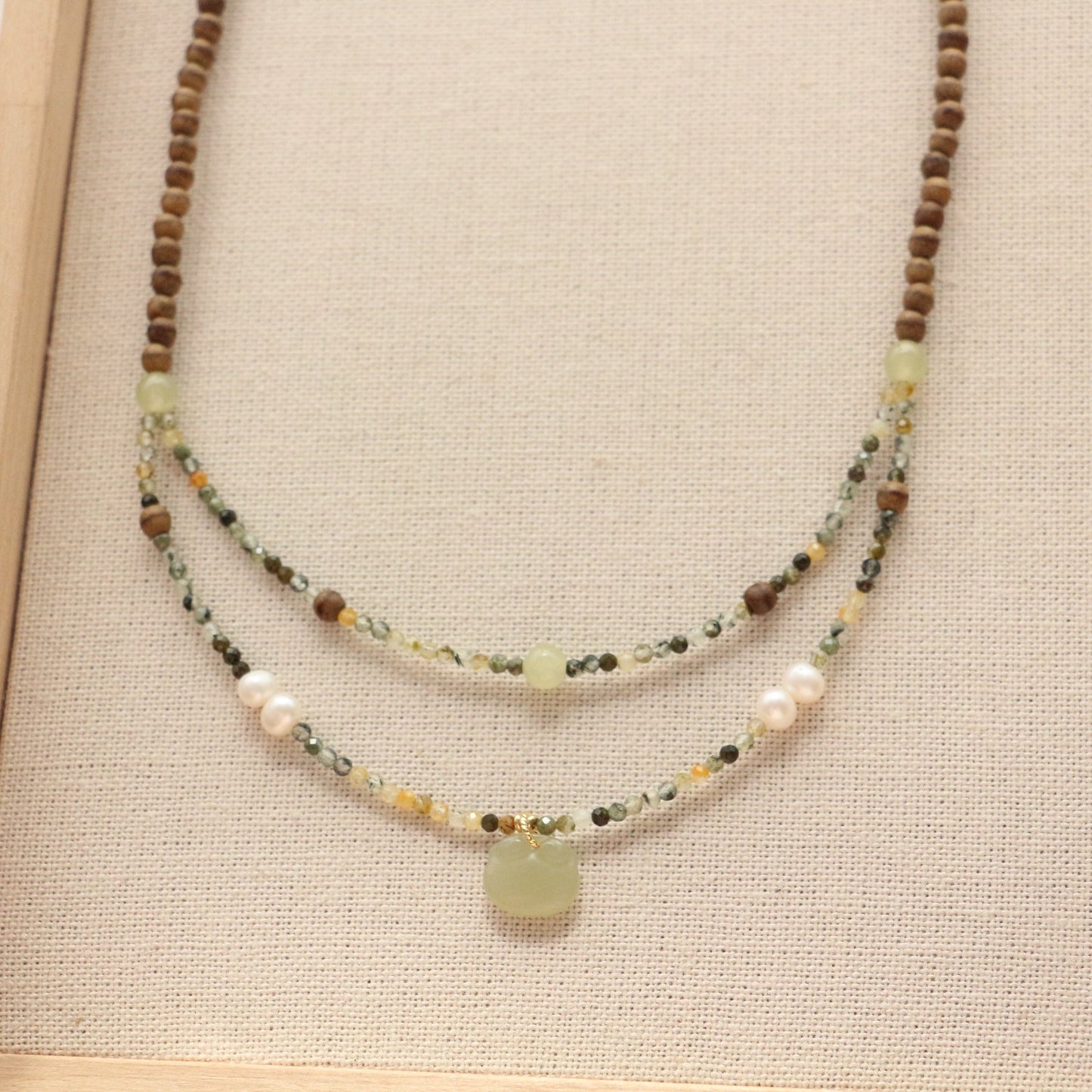 JEKIRA Sandalwood & Hetian Jade Jewelry Set