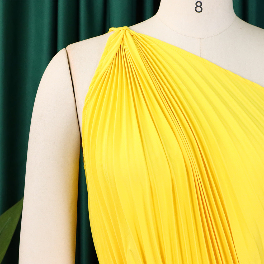 CM.YAYA Women One Shoulder Sleeveless Big Swing Pleated Knee Length Dress 2023 Fashion Street Vestidos Sexy Chic Dresses