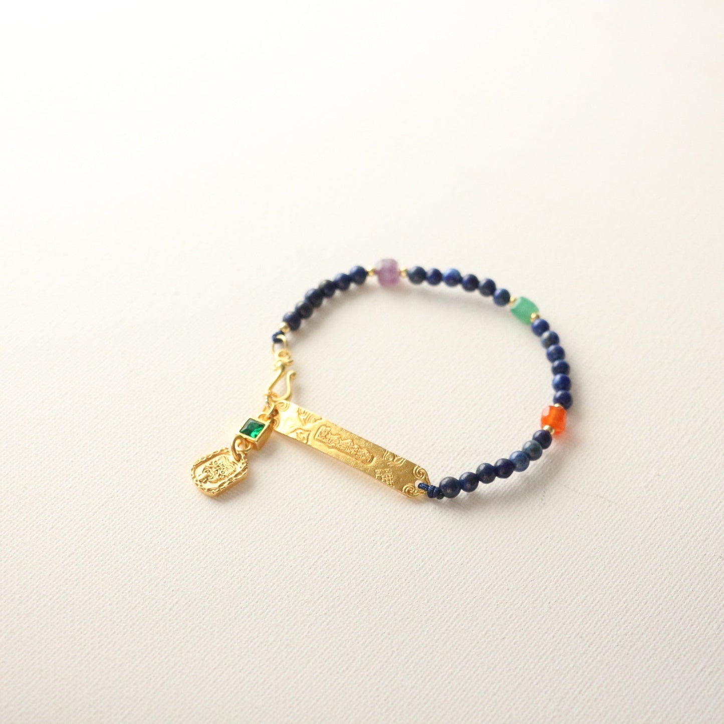 Jekira Ocean Guardian Sand-Gold Pendant Set – Adjustable Necklace & Bracelet
