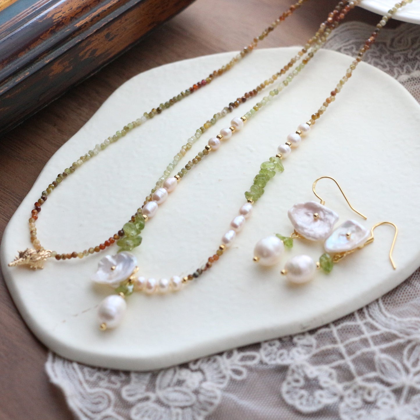 Jekira Green Gemstone & Baroque Pearl Jewelry Set (Necklace+Earrings)