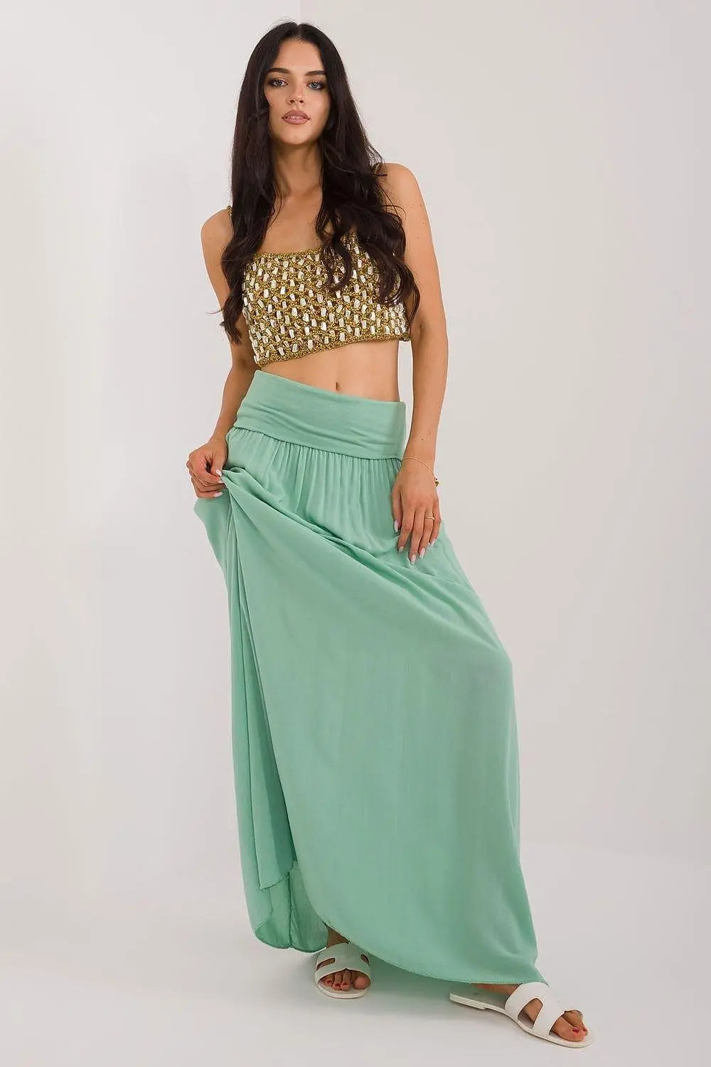 Och Bella smooth, solid material casual maxi skirt