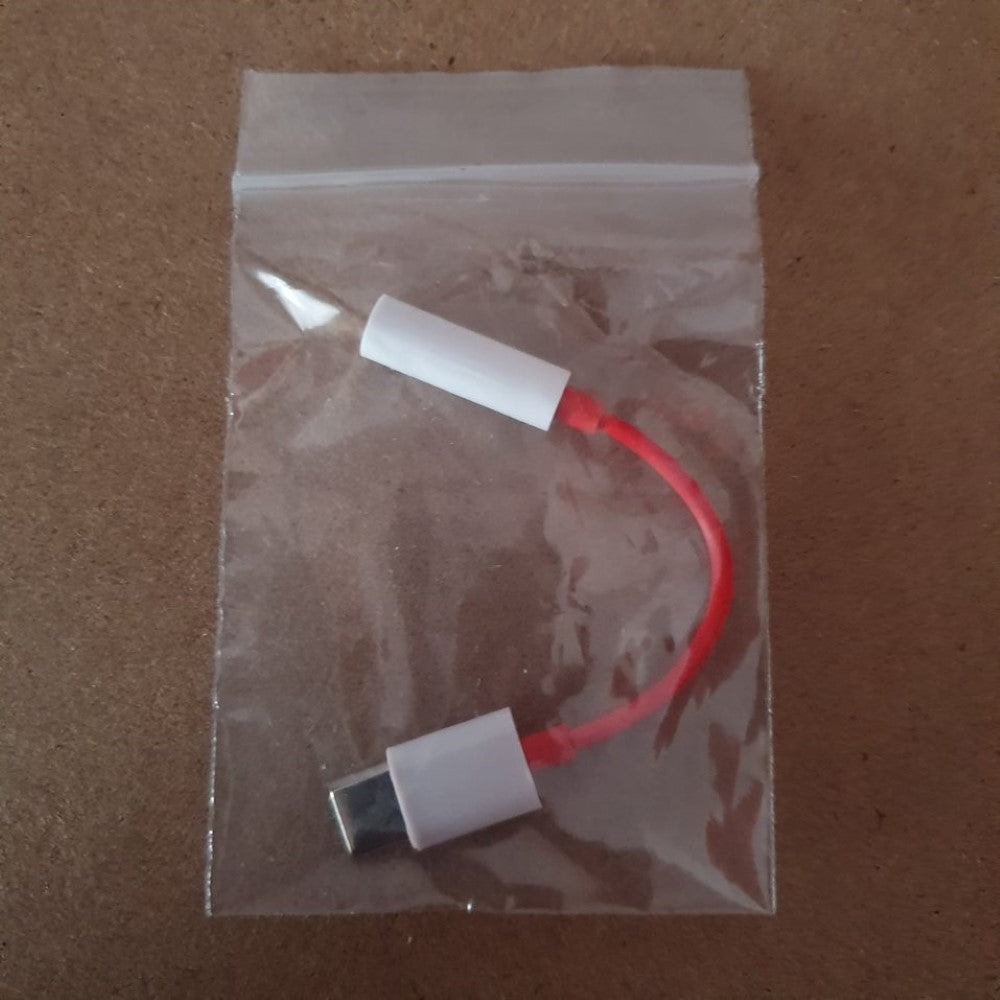 Official OnePlus D602 USB-C to 3.5mm Adapter - Red (For OnePlus only)