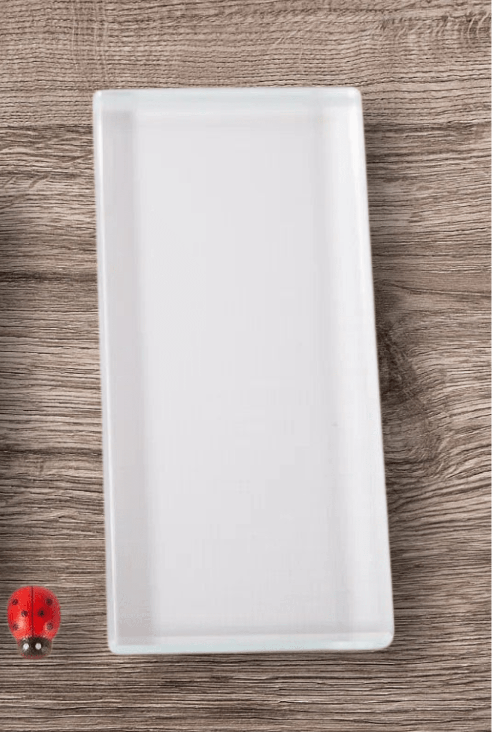 Clear Glass Lash Palette – Sleek & Simple Holder
