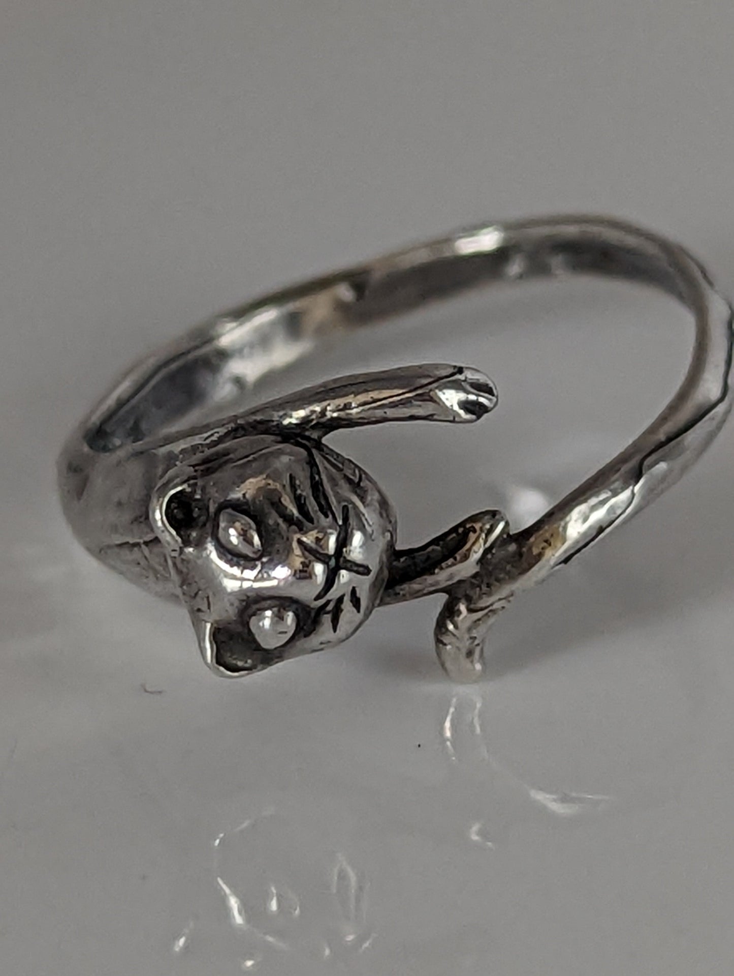 Silver Steed Jumping Cat Silver Ring