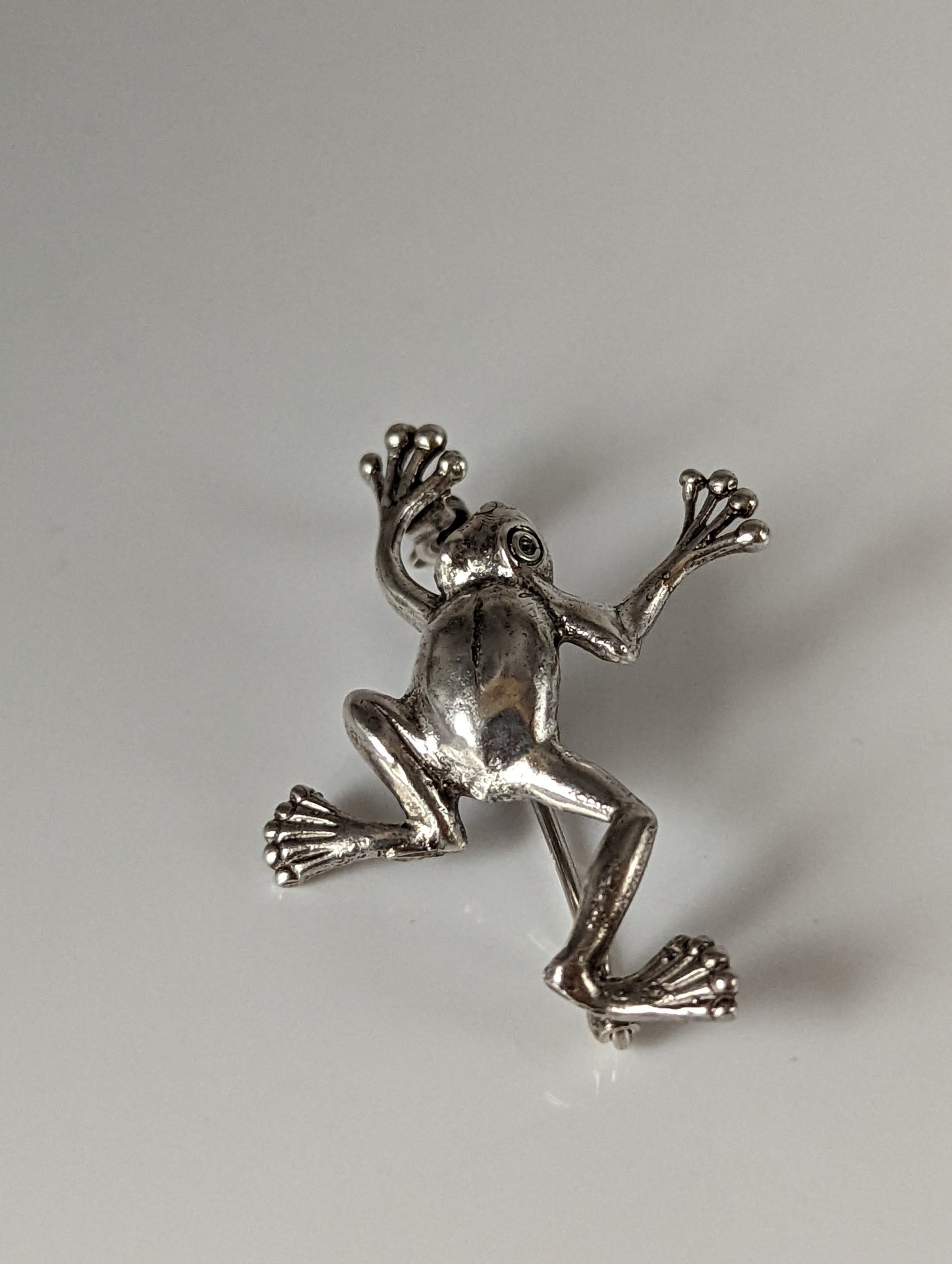 Silver Steed Leaping Frog Silver Brooch