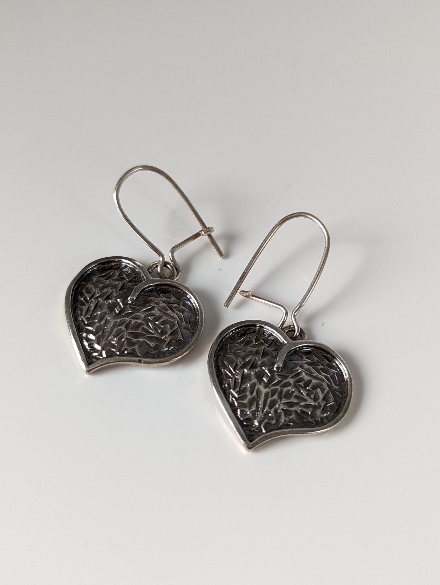 Silver Steed Detailed Heart Dropped Earrings