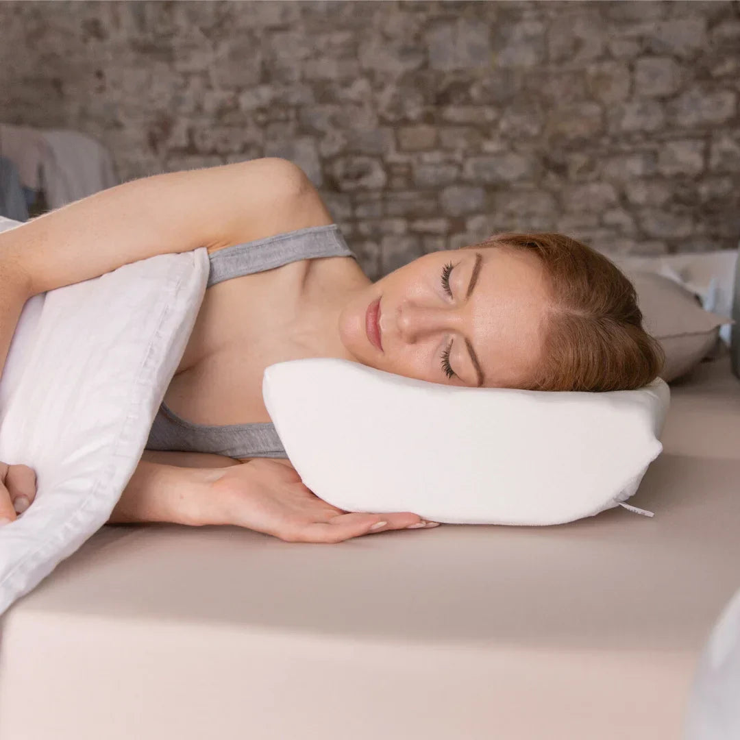 Memory-Foam Putnam Travel Pillow