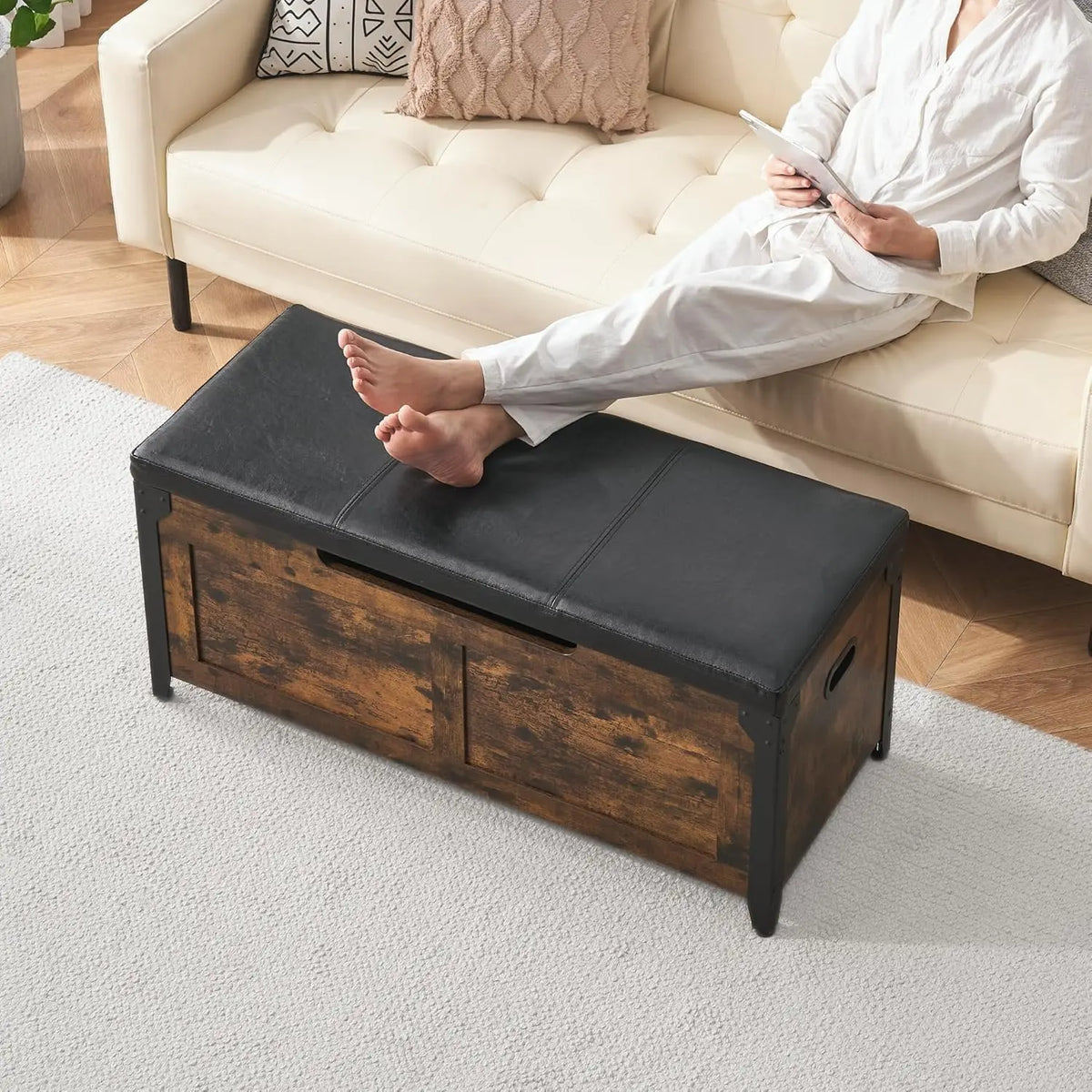 Rustic Brown Wooden Storage Bench Retro Home Storage Chest with Safety Hinges