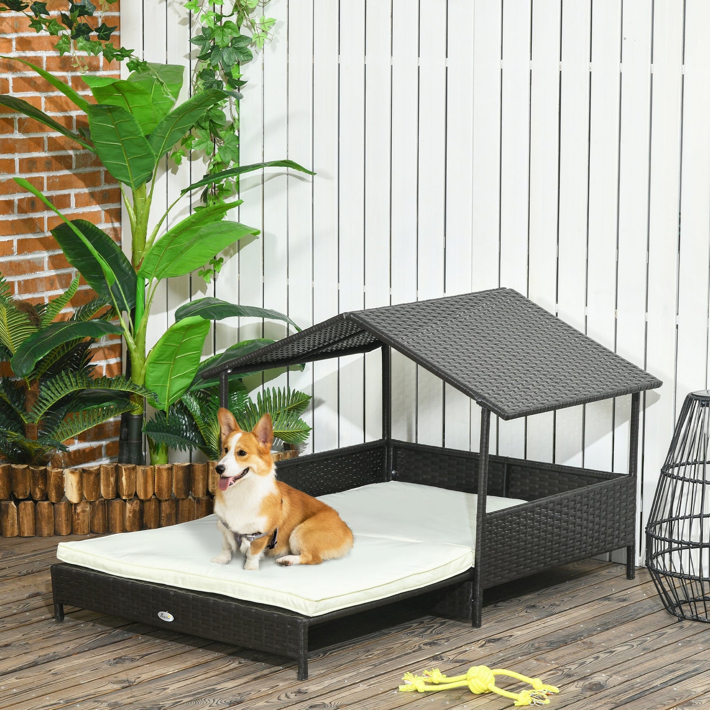 PawHut Extendable Rattan Dog House with Water-Resistant Roof, Cushion