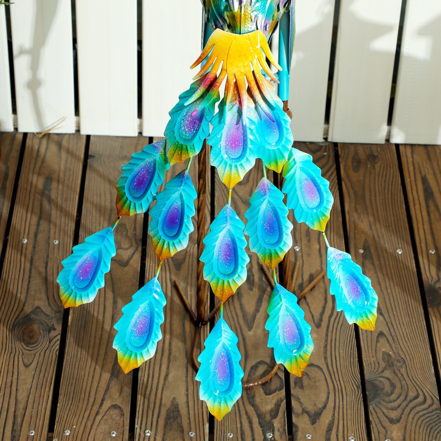 Outsunny Peacock Garden Statue, Metal Garden Gift with Stakes, Multi-Colour