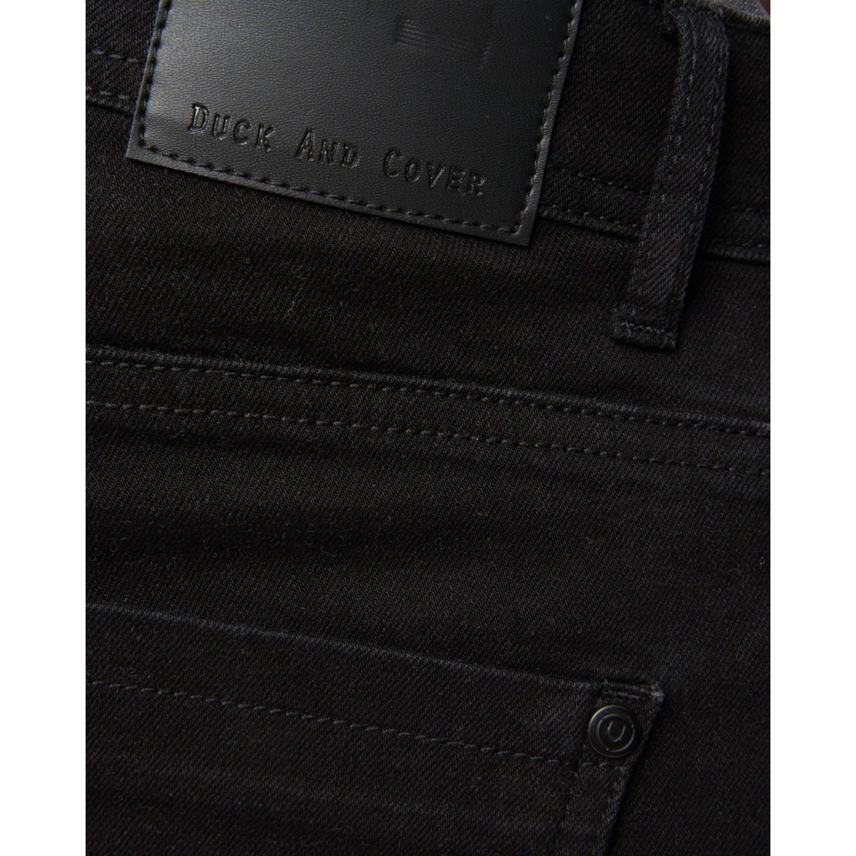 Zeki Shorts Black