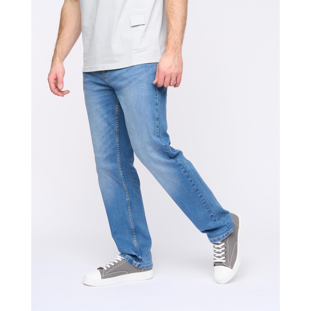 Rushawn Relaxed Fit Jeans Light Wash