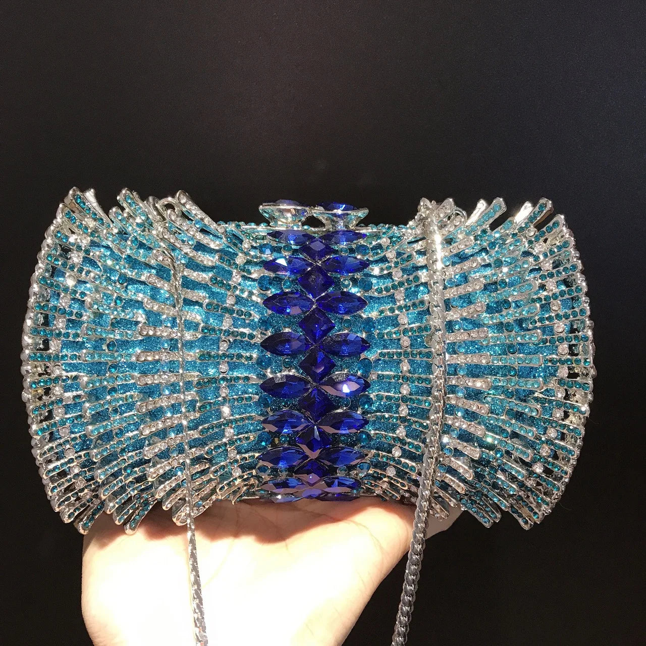 Crystal Women Handbags Luxury Designer Clutch Bags Diamond Handmade Wedding Bride Gift Clutch Purse Vintage Shiny Evening Clutch