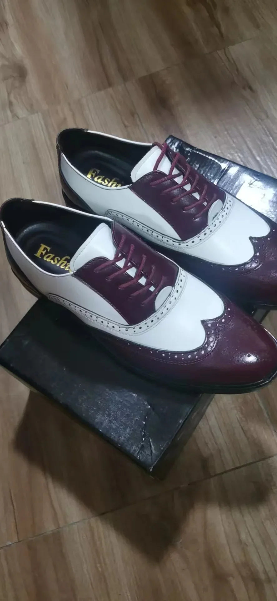 Men's Leather Shoes New Brogue Carved Large Size Shoes for Men Color Matching Quality Business Drive Men's Dress Leather Shoes