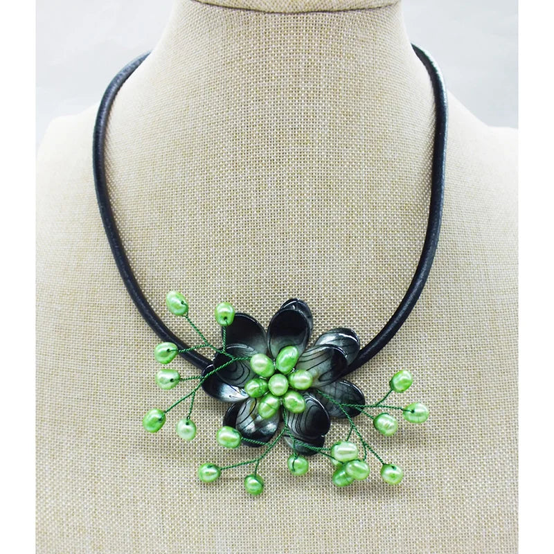 new !!  Latest Design Shell Flowers Wedding Crystal Necklace Women Fashion Necklace  20"
