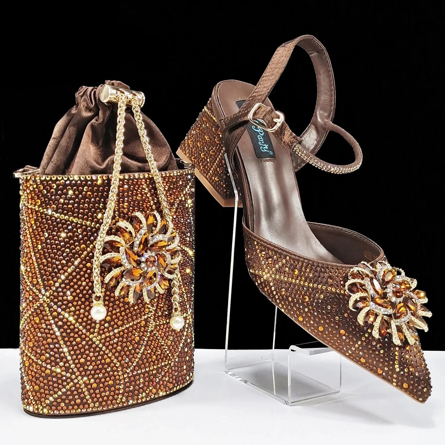 Women's Elegant Pointed Toe shiny Metal Stand Party Shoes and Bag Set
