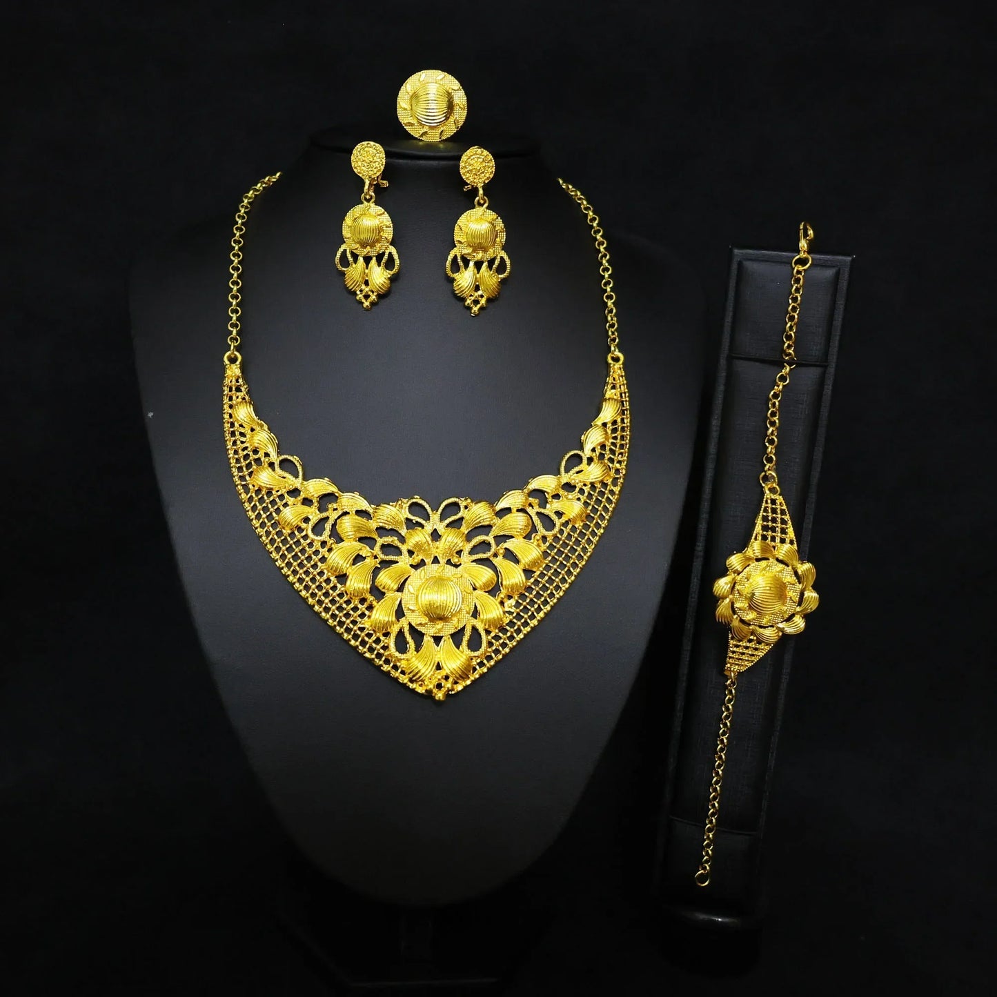 hot selling necklaces earrings bracelets ring jewelry sets four-piece Dubai African bride wedding accessories