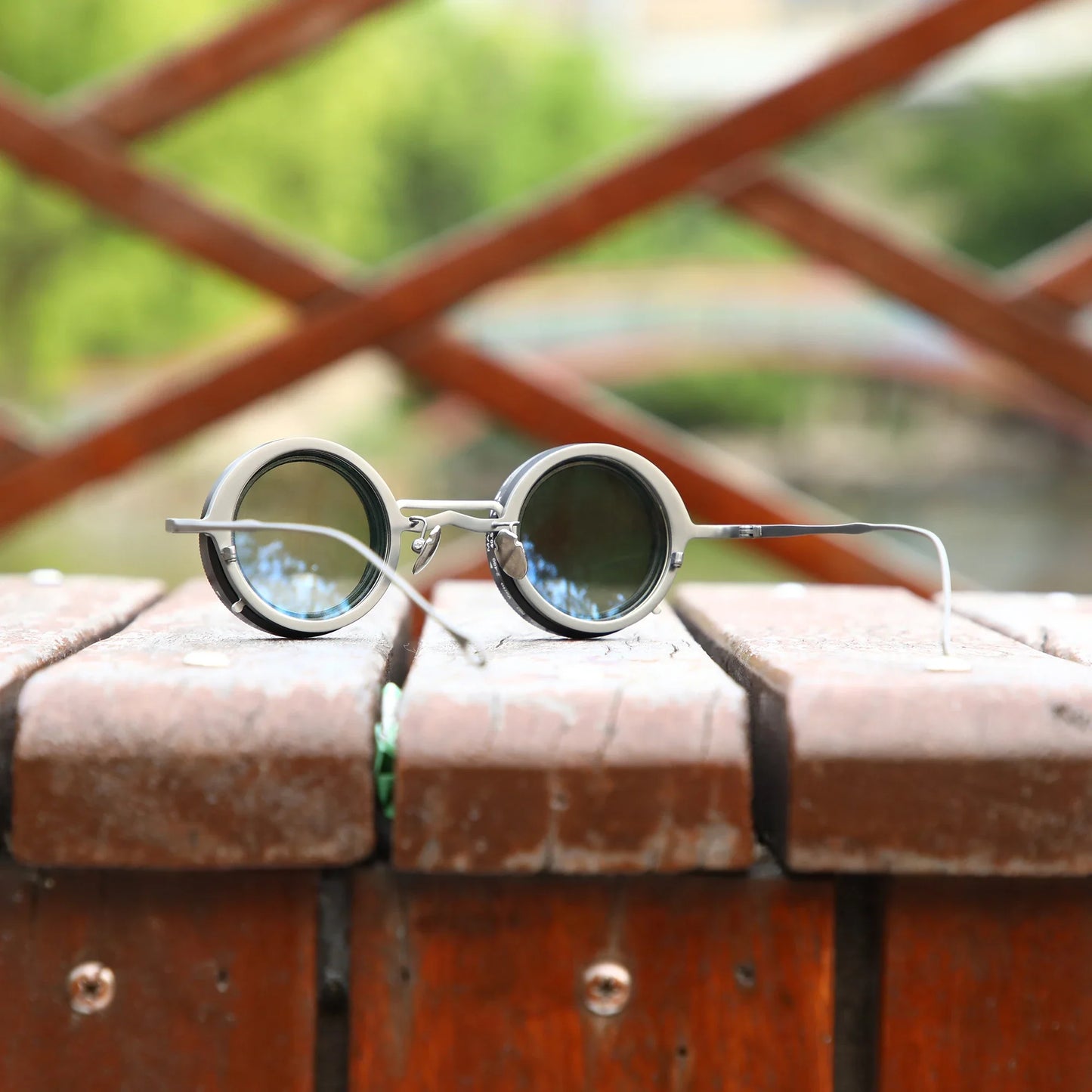 Customized  Magnetic Myopia  Clip on ND9 adjustable dimming sunglasses