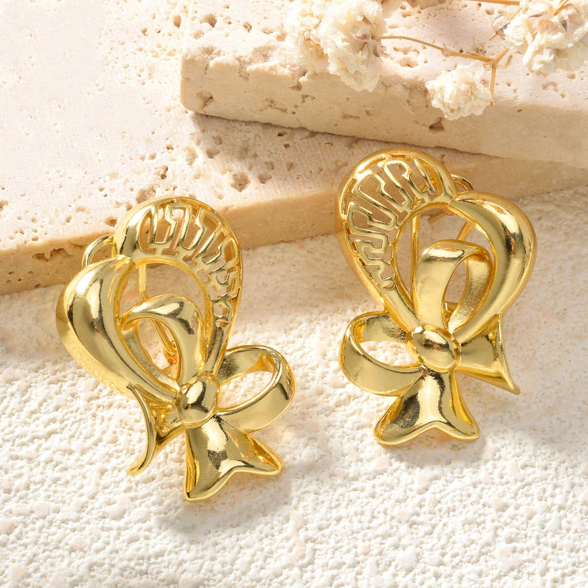 2pcs Set Copper Necklace Ear Stud Dubai Wedding Bride Hollow Pendant Necklace Earrings Women Party Jewelry Accessory Gifts