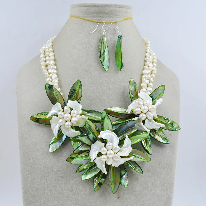 new !!  Latest Design Shell Flowers Wedding Crystal Necklace Women Fashion Necklace  20"