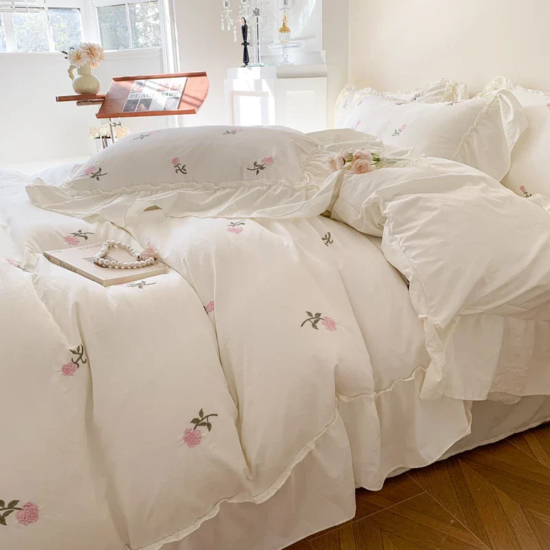 3pcs Rose Embroidered Duvet Cover Set (1*Duvet Cover + 2*Pillowcase, Without Core), Princess Style Lace Bedding Set