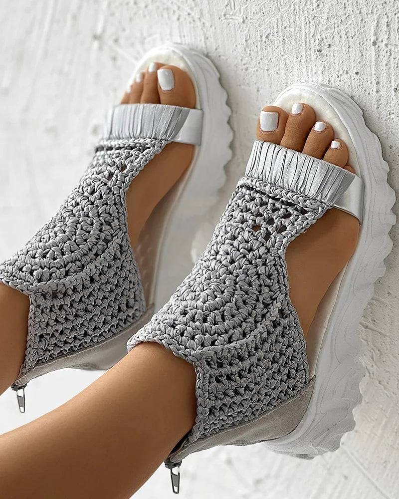 2024 Hot Seller New Gold Knitted Sandals for Women Braided Elastic Summer Shoes Mesh Flat Bottom Hollow Out Female Sandals