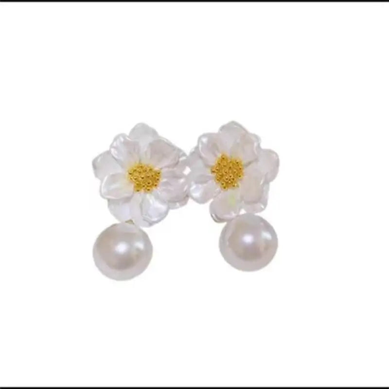 Romantic Flower Petal Long Tassel Drop Earrings for Women 2024 Trend Imitation Pearl Hanging Piercing Earrings Wed Jewelry Gift