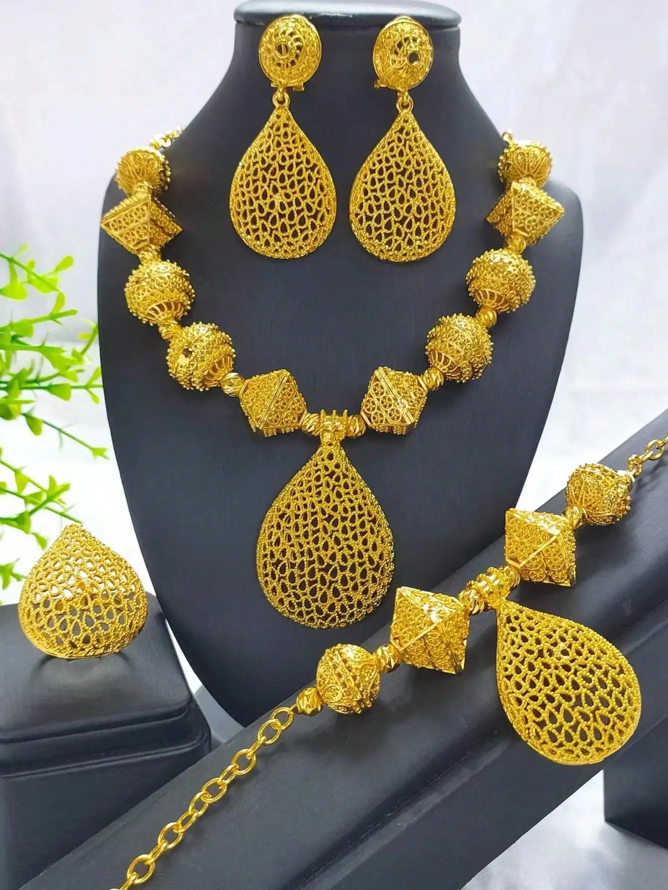 New Dubai African Bead Jewelry Set for Women Party Gifts Wedding Accessories 24K Gold Color Necklace Ring Bangle Earrings Sets