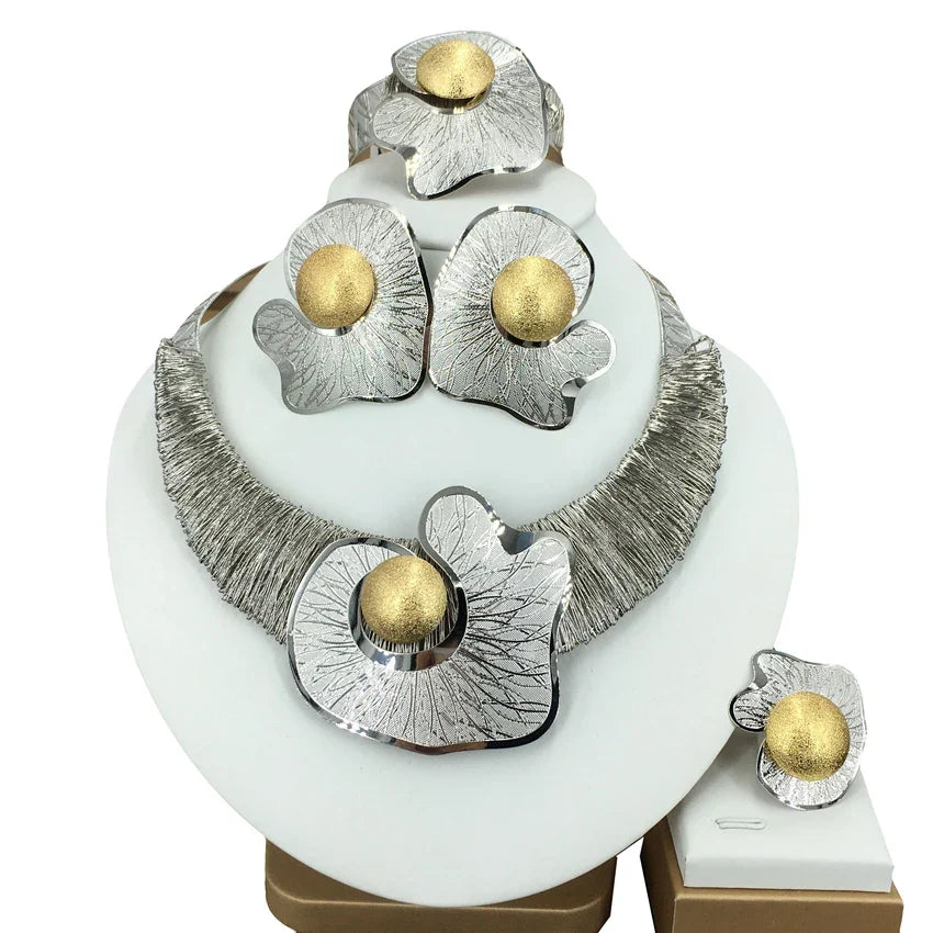 Fashion Dubai Gold-Plated Jewelry Set Simple Style African Necklace All Copper Material Hollow Surround Jewelry FHK15529
