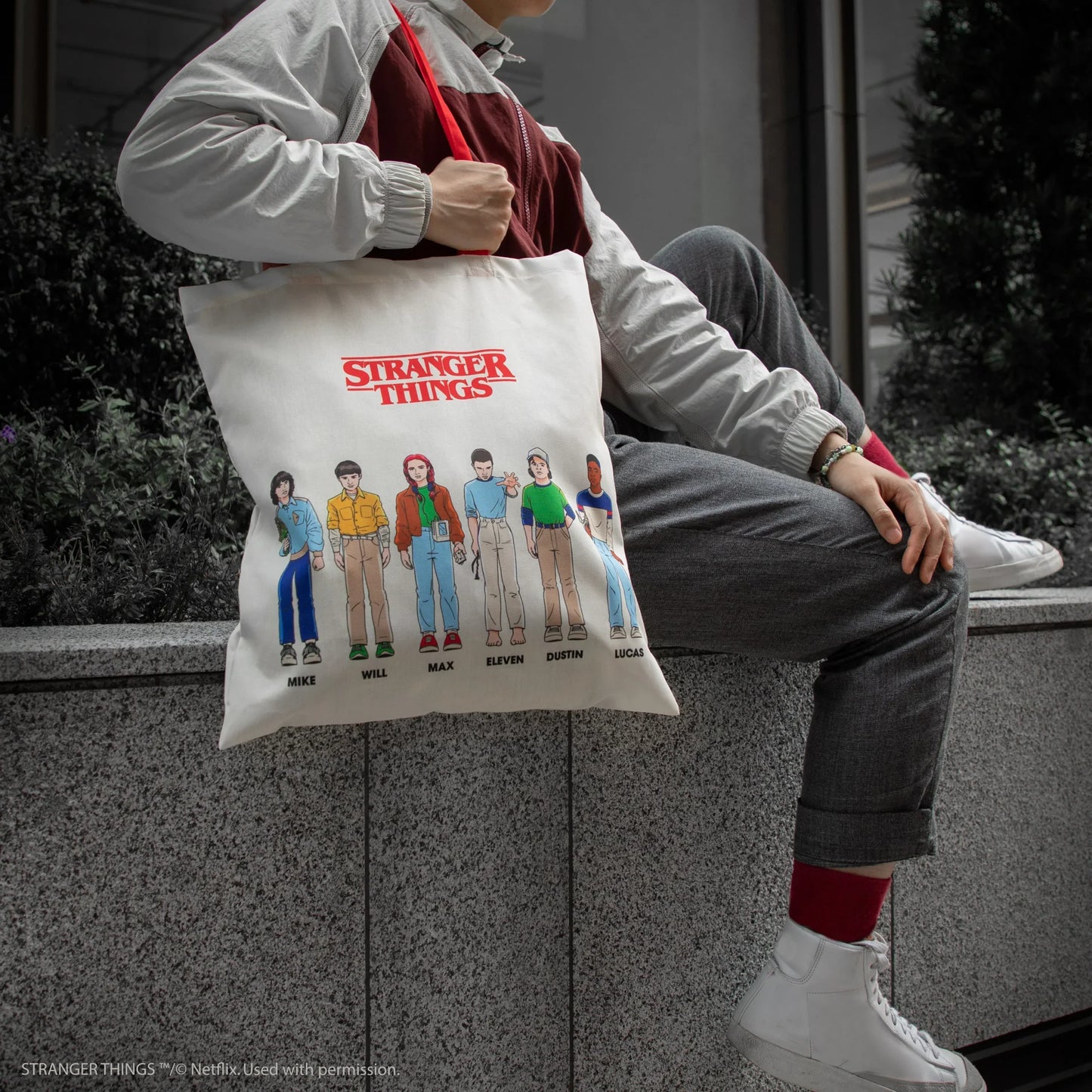 Stranger Things Tote Bag Friends Don't Lie CR2386