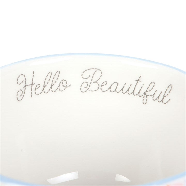مُج "Hello Beautiful" بطبعة زهور صغيرة وفراشة
