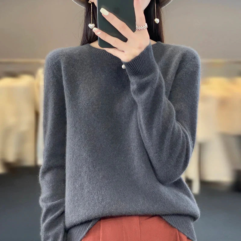 100% Merino Wool Women’s Sweater – Soft Cashmere-Feel O-Neck Pullover, Autumn/Winter Warm Knit Top (14 Colours)