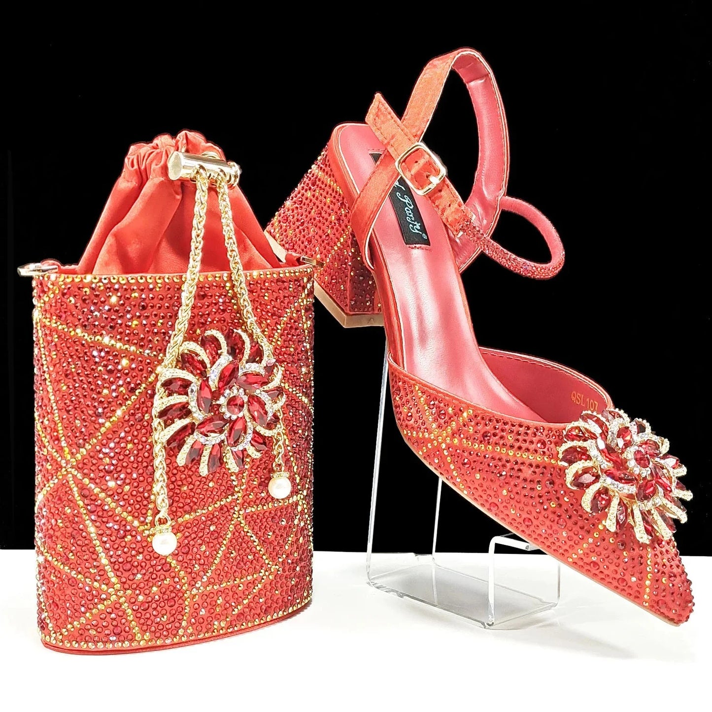 Women's Elegant Pointed Toe shiny Metal Stand Party Shoes and Bag Set