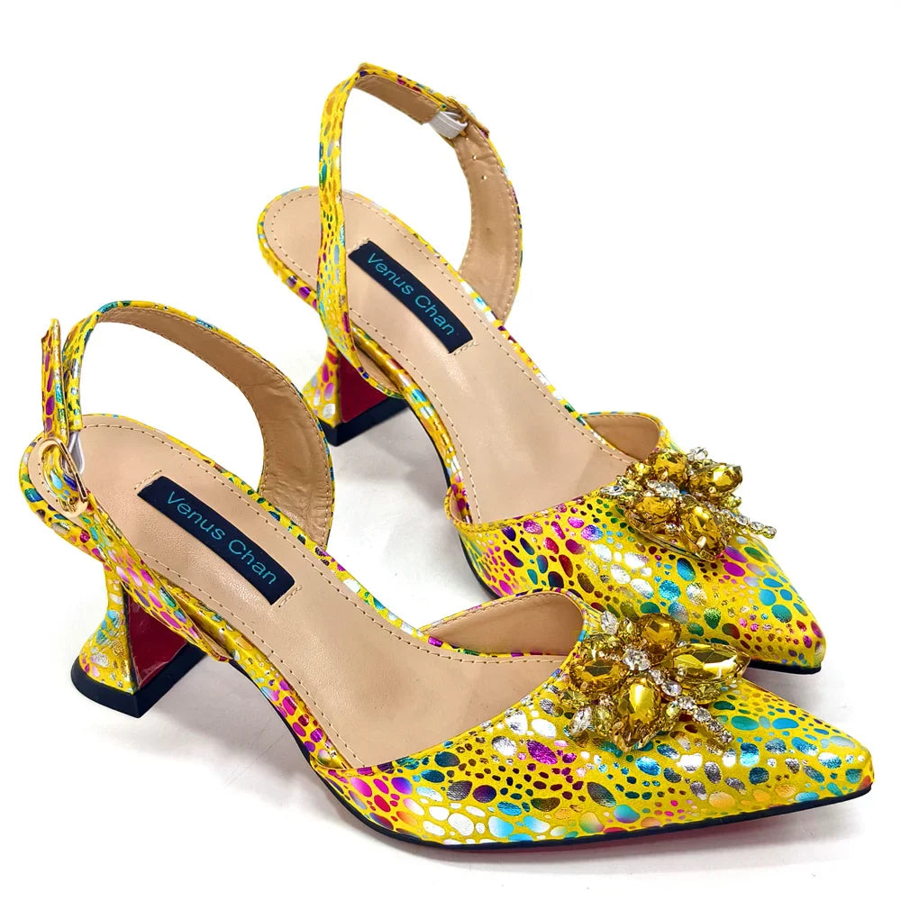 2024 Champagne Color Thin Heels Pointed Toe Crystal Design Ladies Shoes Matching Bag Set For Women Weeding Party Pump