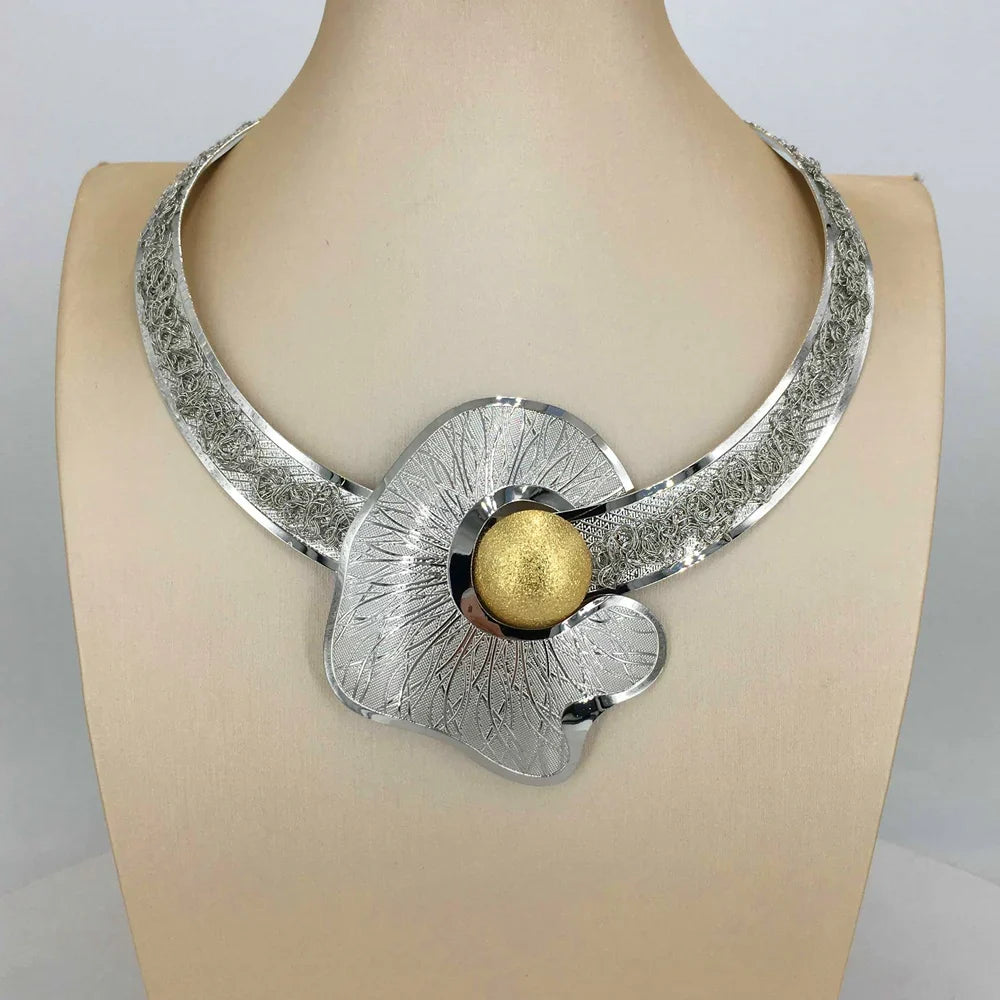 Fashion Dubai Gold-Plated Jewelry Set Simple Style African Necklace All Copper Material Hollow Surround Jewelry FHK15529
