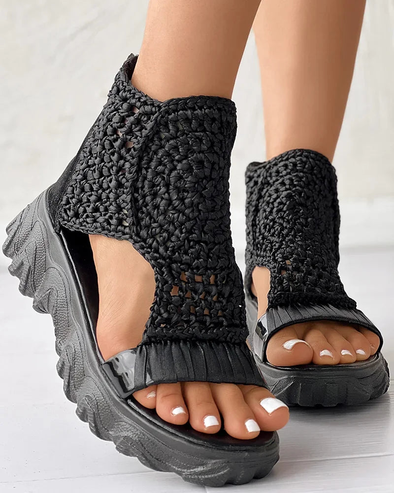 2024 Hot Seller New Gold Knitted Sandals for Women Braided Elastic Summer Shoes Mesh Flat Bottom Hollow Out Female Sandals