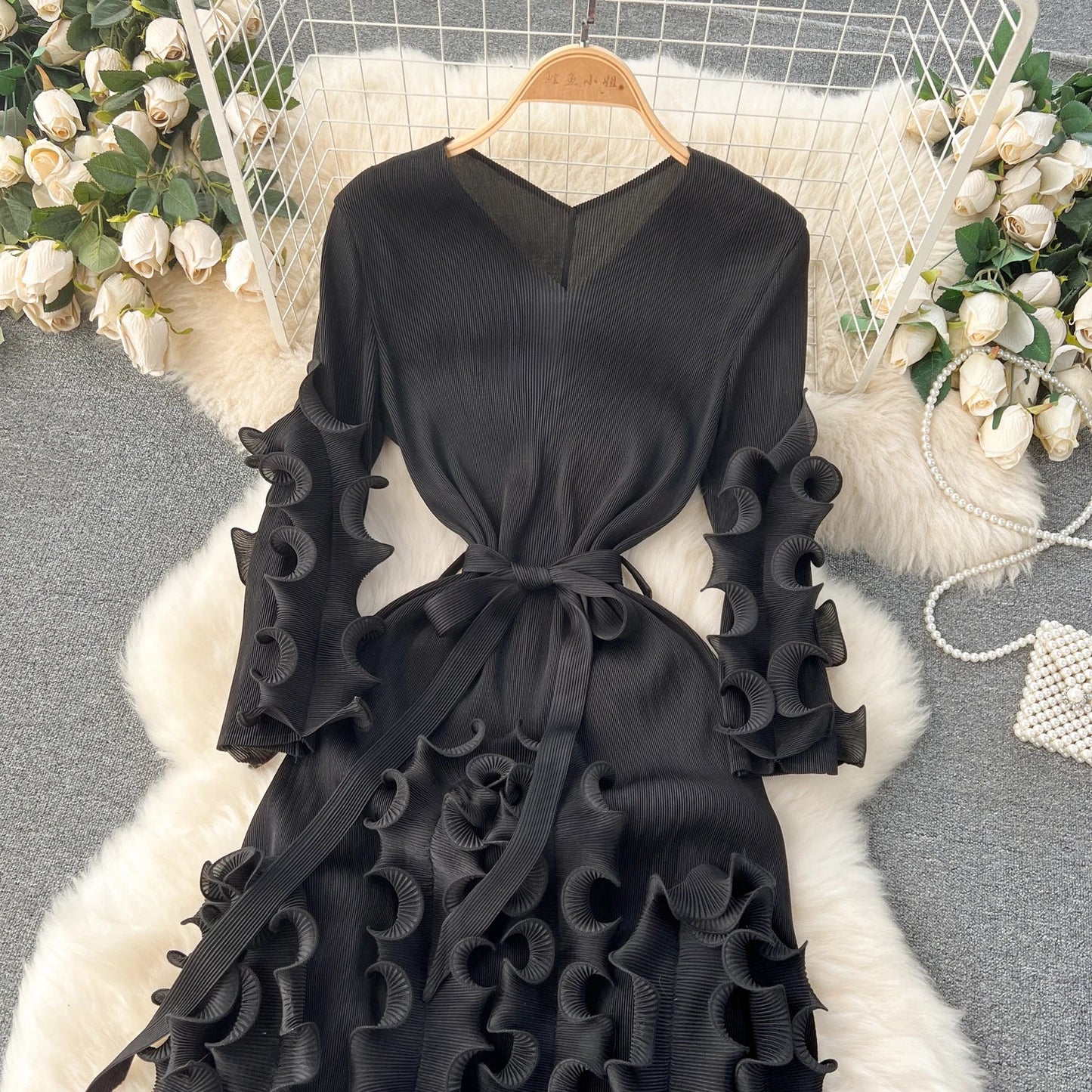 European Court Style Dress Miyake for Women A Design Sense Tassel V-neck Slim Fit Long High-temperature Pleated Flared Sleeve