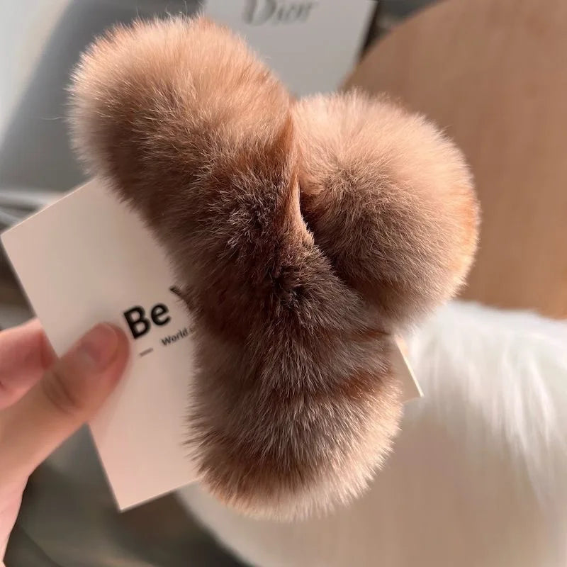 Winter Oversized Faux Fur Big Crab Hair Clip Cute Plush Ponytail For Women