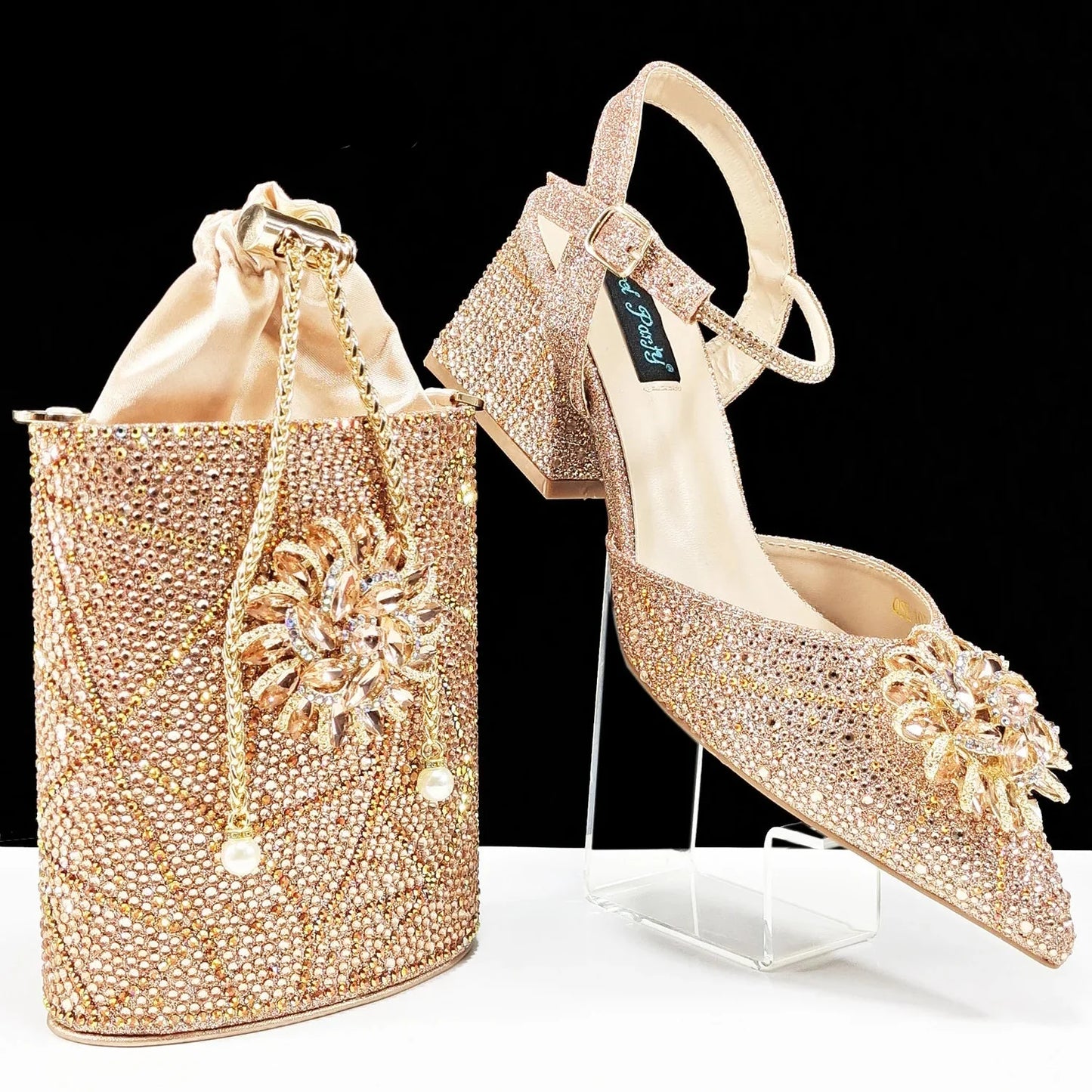 Women's Elegant Pointed Toe shiny Metal Stand Party Shoes and Bag Set