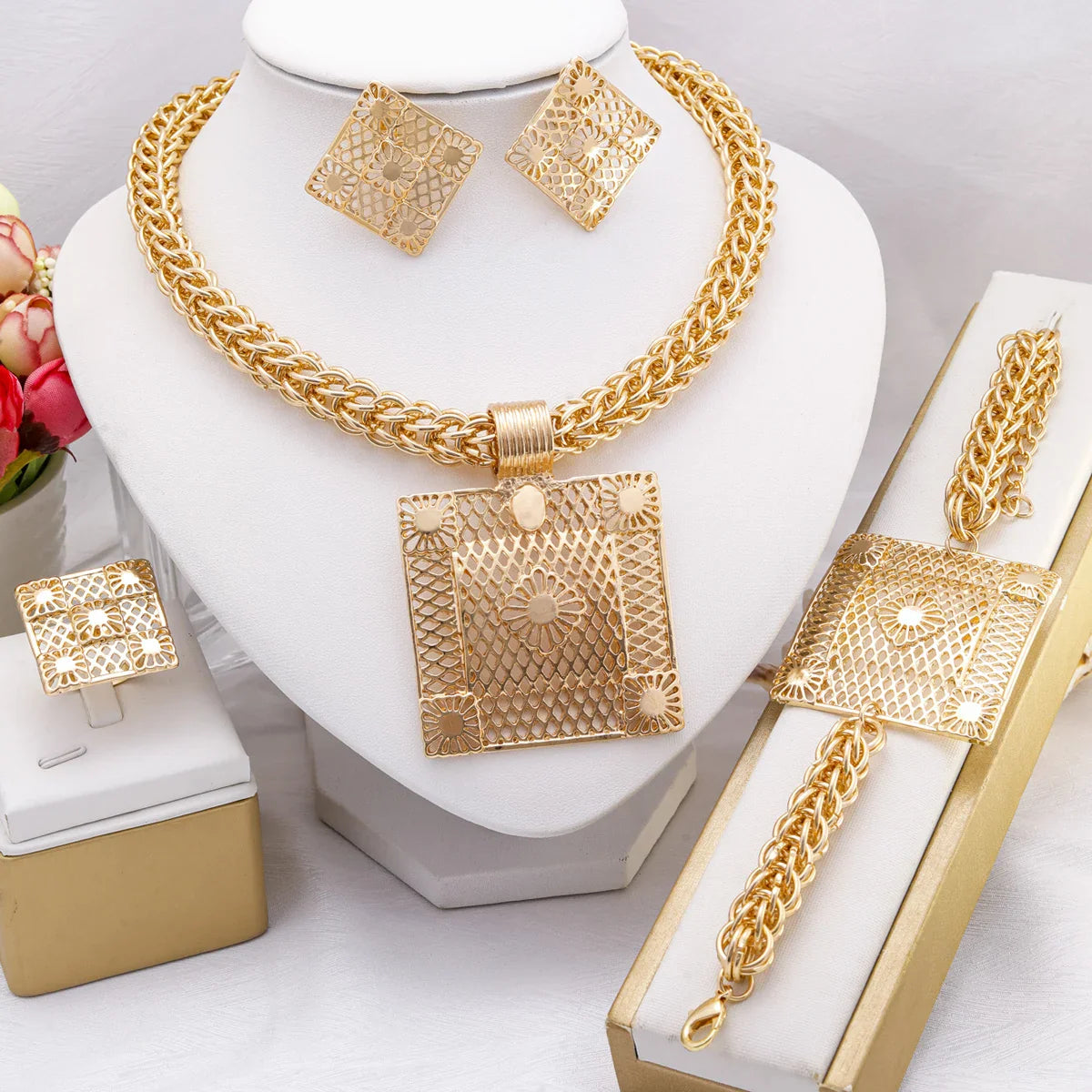 African Women 18K Gold Plated Jewelry Sets Gold Geometry Pendant Necklace Earrings Indian Wedding Party Jewelry